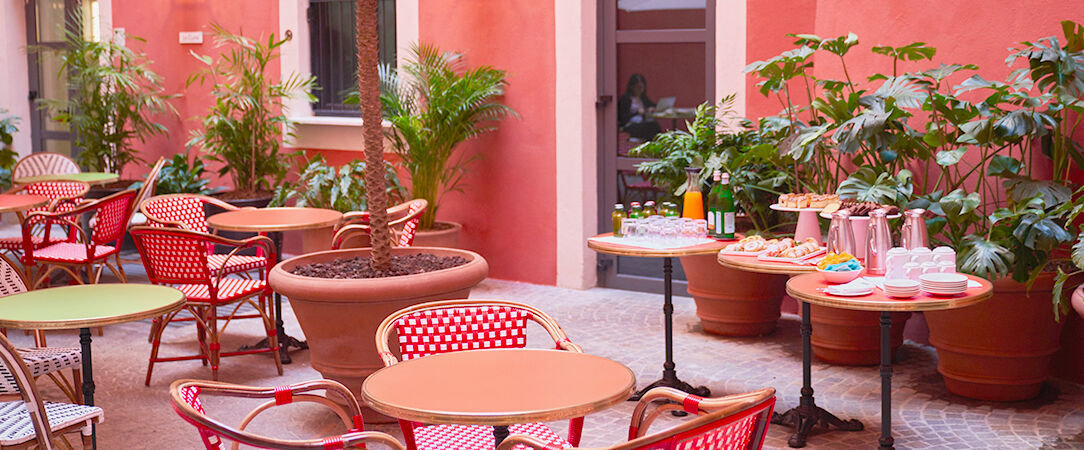 UNAHOTELS Trastevere Roma ★★★★ - A bright and stylish hotel in Rome’s authentic Italian neighbourhood. - Rome, Italy