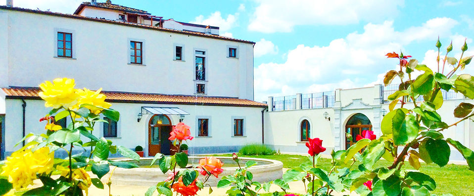 Villa Tolomei Hotel&Resort ★★★★★ - Poolside luxury in the Tuscan countryside overlooking fabulous Florence. - Florence, Italy