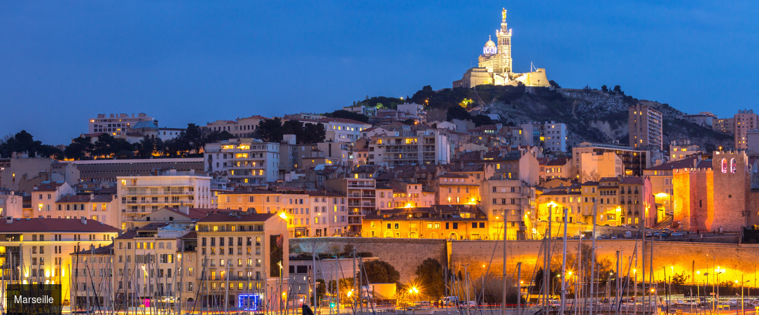 Mama Shelter Marseille - L’adresse idéale pour découvrir Marseille dans une ambiance conviviale propre aux Mama Shelter. - Marseille, France