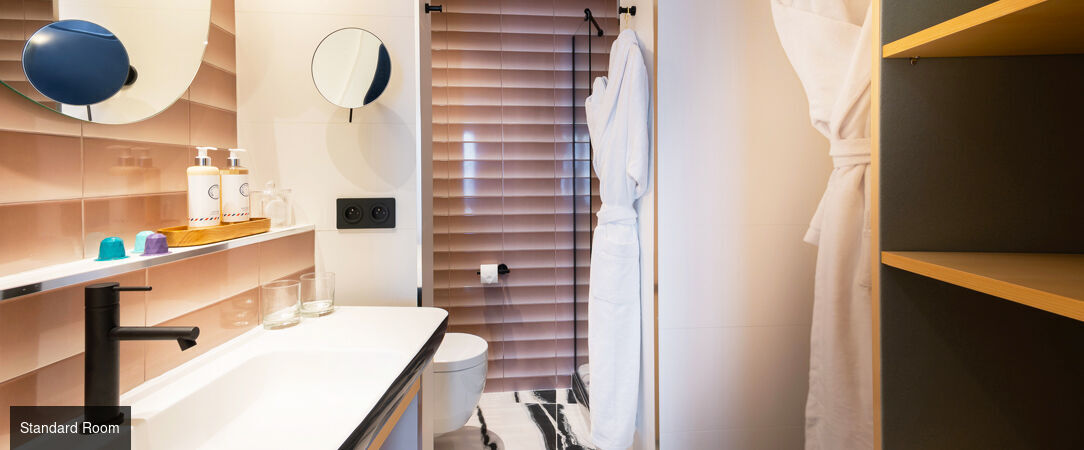 Hôtel Amoi ★★★★ - A beautifully French oasis in the heart of Paris. - Paris, France