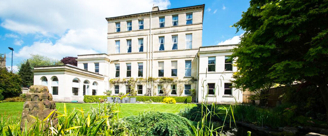 The Ayrlington ★★★★★ - A countryside manor on the outskirts of Bath. - Bath, United Kingdom