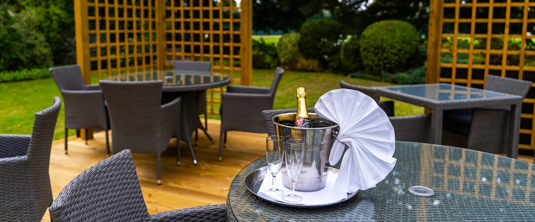 The Ayrlington ★★★★★ - A countryside manor on the outskirts of Bath. - Bath, United Kingdom