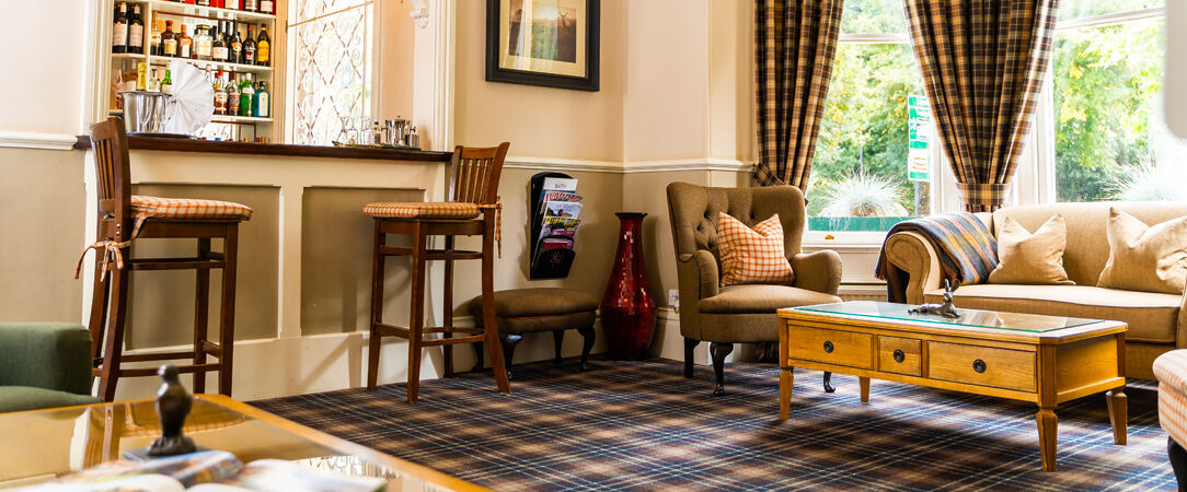 The Ayrlington ★★★★★ - A countryside manor on the outskirts of Bath. - Bath, United Kingdom
