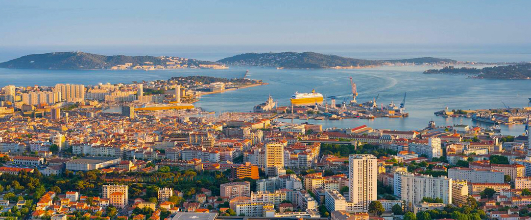 L'Eautel Toulon Port ★★★★ - Dernière Minute - Séjour marin face au port de Toulon. - Toulon, France