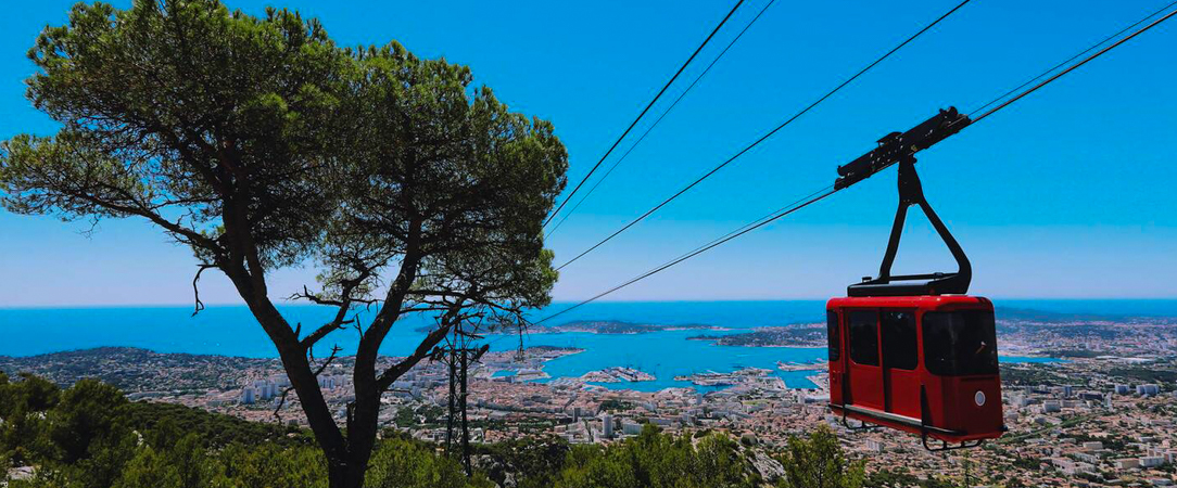 L'Eautel Toulon Port ★★★★ - Dernière Minute - Séjour marin face au port de Toulon. - Toulon, France