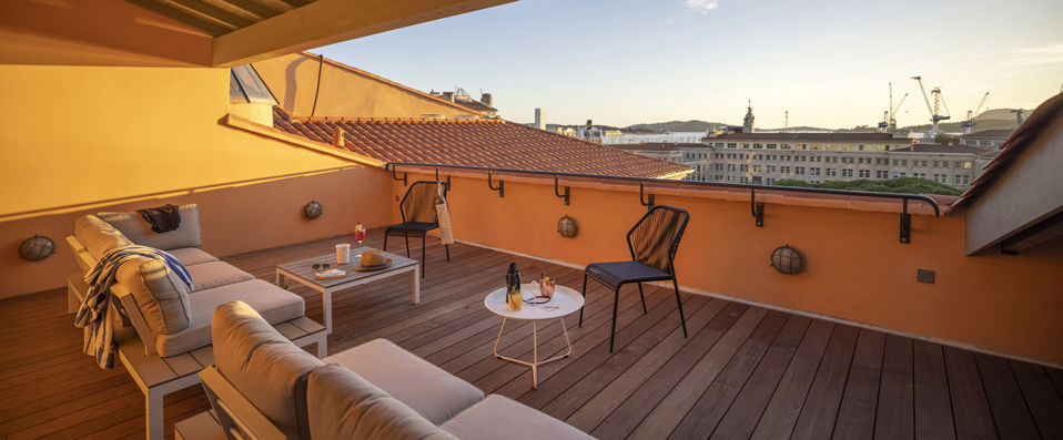 L'Eautel Toulon Port ★★★★ - Dernière Minute - Séjour marin face au port de Toulon. - Toulon, France