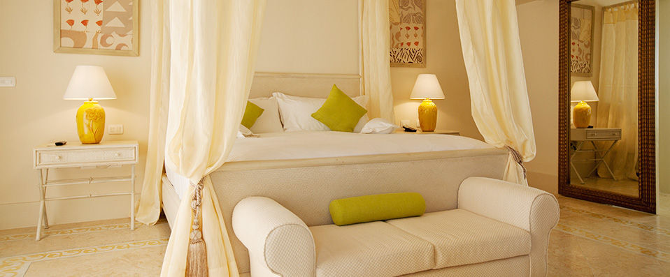 Eden Roc ★★★★★ - A taste of five-star luxury in a Caribbean paradise. - Punta Cana, Dominican Republic