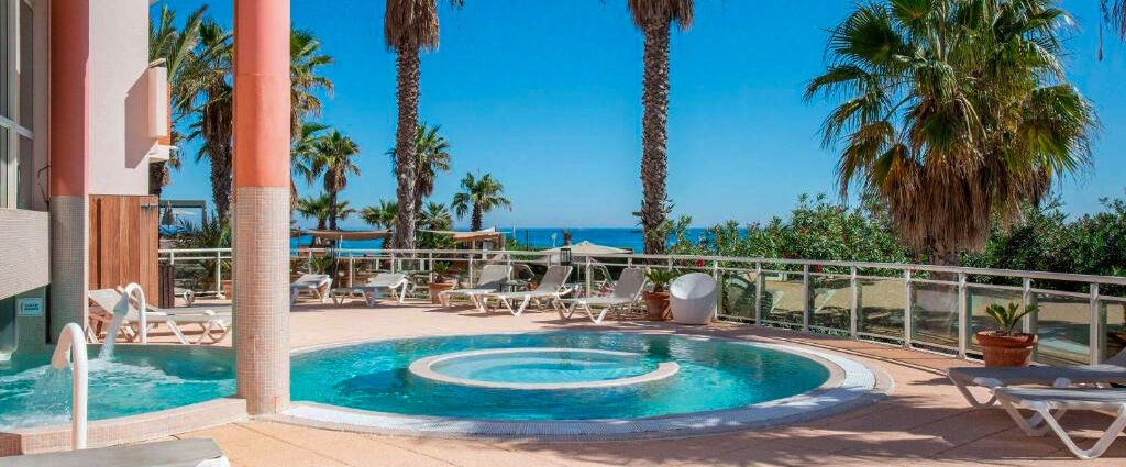 Grand Hôtel Les Flamants Roses Thalasso & Spa ★★★★ - A vibrant seawater spa on the shores of the Mediterranean. - Canet-en-Roussillon, France