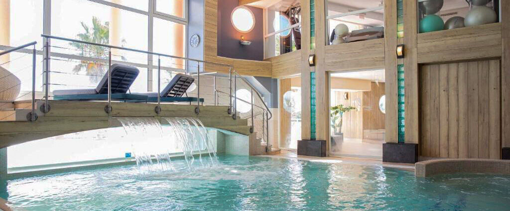 Grand Hôtel Les Flamants Roses Thalasso & Spa ★★★★ - Moment de détente unique au bord de la Méditerranée. - Canet-en-Roussillon, France