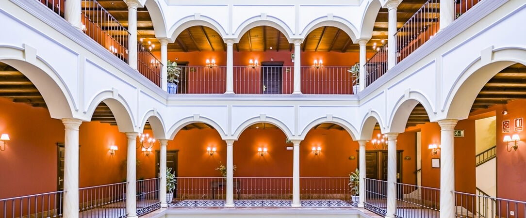 Hotel Vincci La Rábida ★★★★ - A luxury hotel in a former Andalusian palace of Seville. - Sevilla, Spain