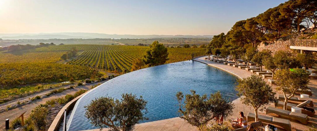Château Capitoul ★★★★ - Experience the best of French elegance, where opulence meets authenticity. - Narbonne, France
