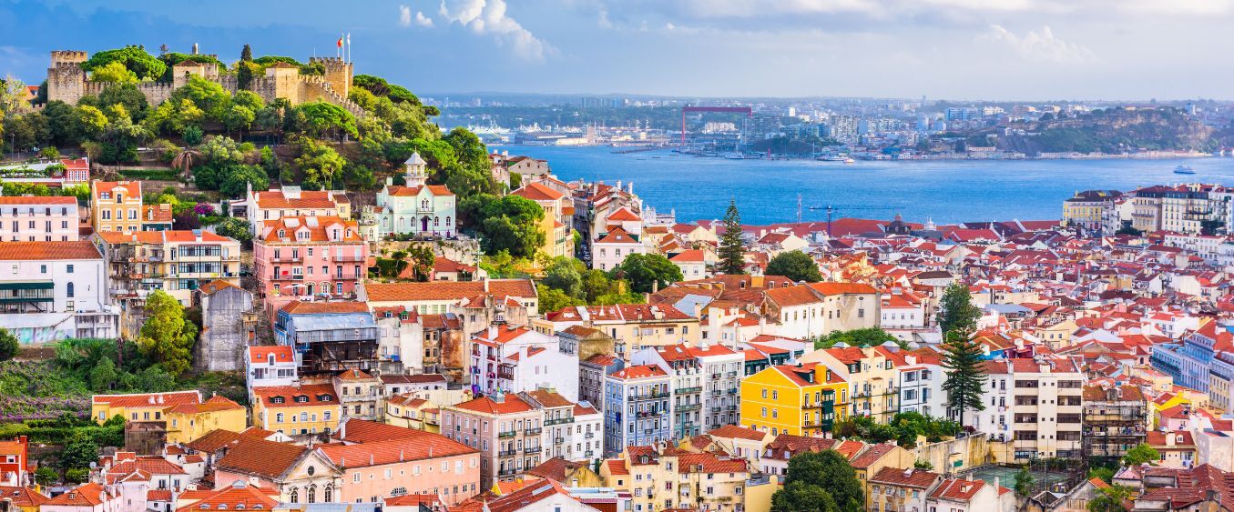 Lumen Hotel & The Lisbon Light Show ★★★★ - A dazzling hotel with a dinner and light show in the heart of Lisbon. - Lisbon, Portugal