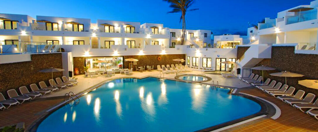 Aqua Suites Hotel ★★★★ - Votre oasis de paix près de la mer, avec une fabuleuse excursion en option pour découvrir toute la magie naturelle de Lanzarote. - Lanzarote, Espagne