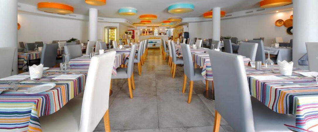 Aqua Suites Hotel ★★★★ - Votre oasis de paix près de la mer, avec une fabuleuse excursion en option pour découvrir toute la magie naturelle de Lanzarote. - Lanzarote, Espagne