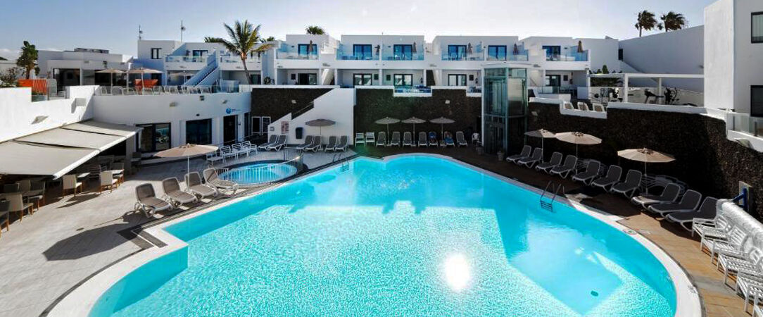 Aqua Suites Hotel ★★★★ - Votre oasis de paix près de la mer, avec une fabuleuse excursion en option pour découvrir toute la magie naturelle de Lanzarote. - Lanzarote, Espagne