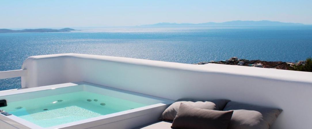Collini Suites & Villas Mykonos ★★★★★ - Glamorous Greek escape meets luxurious Italian style. - Mykonos, Greece