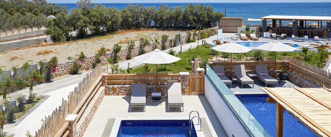 Sea Breeze Santorini Beach Resort, Curio By Hilton ★★★★★ - Luxueuse expérience dans les Cyclades. - Santorin, Grèce