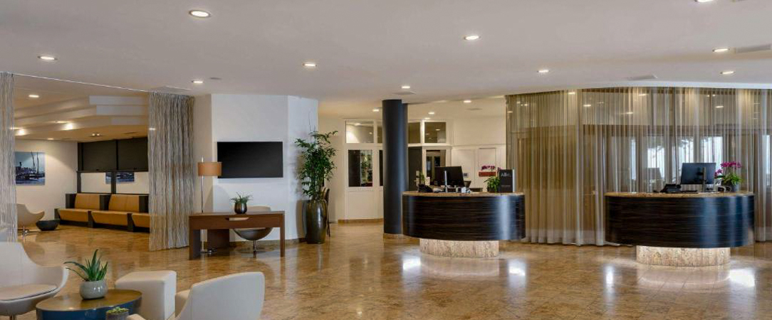 Mövenpick Hôtel Lausanne ★★★★ - Élégance et confort au bord du Léman, au cœur de Lausanne. - Lausanne, Suisse
