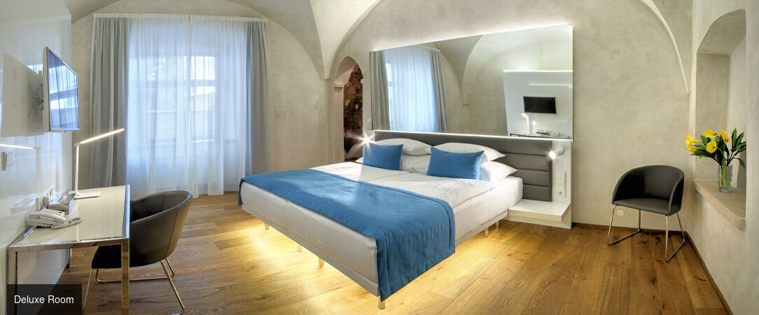 Bishop's House ★★★★ - Where history meets modern comfort in beautiful Prague. - Prague, Czech Republic