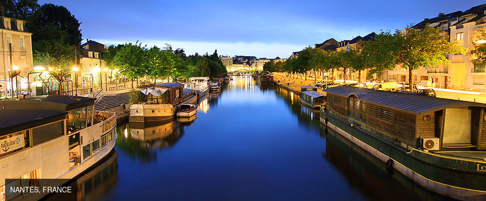 ResidHome Apparthôtel les Berges de la Loire ★★★★ - Explore the fabulous playground of Nantes, from the luxurious comfort of a city centre apartment. - Nantes, France