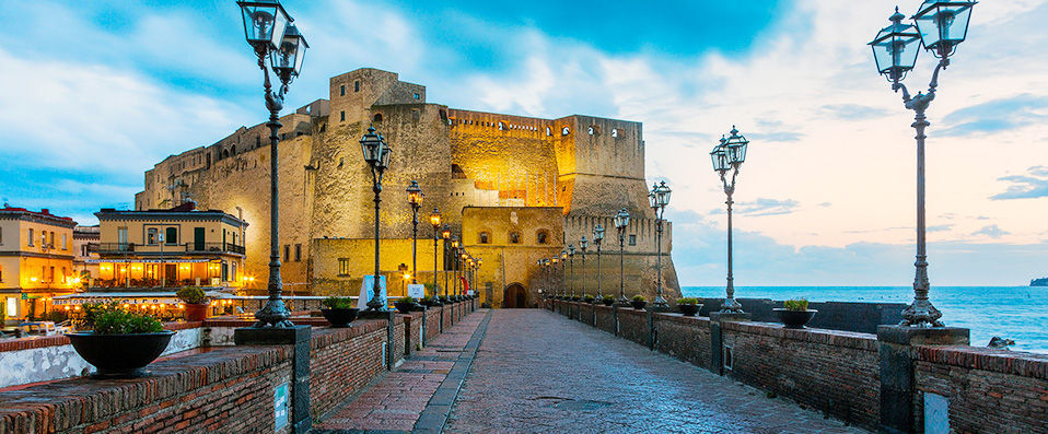 Costantinopoli 104 ★★★★ - A hidden treasure in vivacious Naples. - Naples, Italy