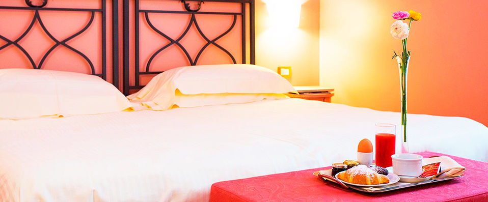 Costantinopoli 104 ★★★★ - A hidden treasure in vivacious Naples. - Naples, Italy