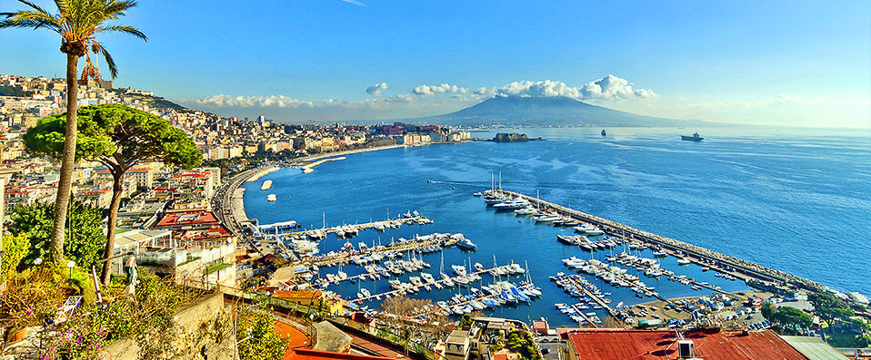 Costantinopoli 104 ★★★★ - A hidden treasure in vivacious Naples. - Naples, Italy