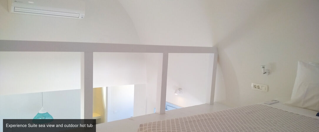 Sol Mate Suites - Explore the beauty of Santorini from your luxurious suite. - Santorini, Greece