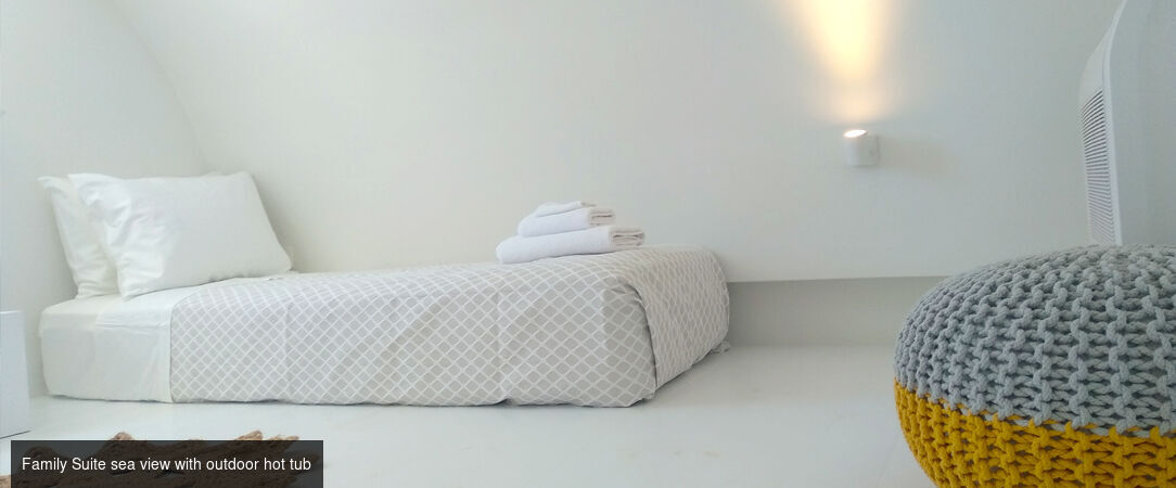 Sol Mate Suites - Explore the beauty of Santorini from your luxurious suite. - Santorini, Greece