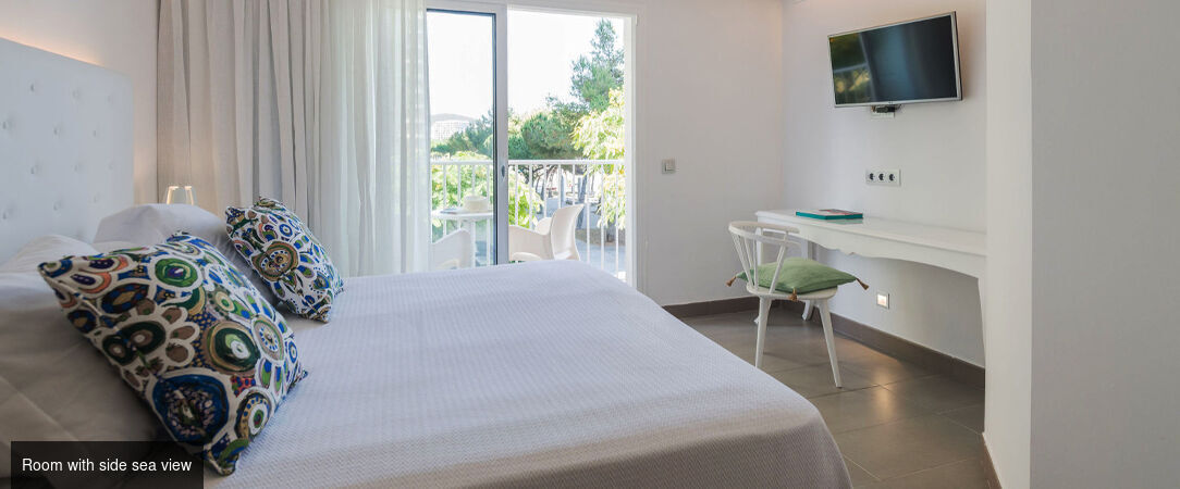 Hotel Planamar ★★★★ - Four-star beachfront escape in central Costa Brava. - Catalonia, Spain