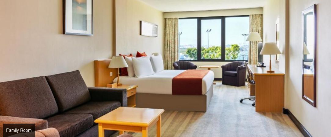 Crowne Plaza Muscat, an IHG Hotel ★★★★ - Unwind and recharge at a luxurious clifftop oasis. - Muscat, Oman