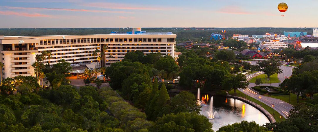 Hilton Orlando Lake Buena Vista - Disney Springs ★★★★ - A family friendly hotel surrounded by the wonders of Disneyland. - Florida, United States