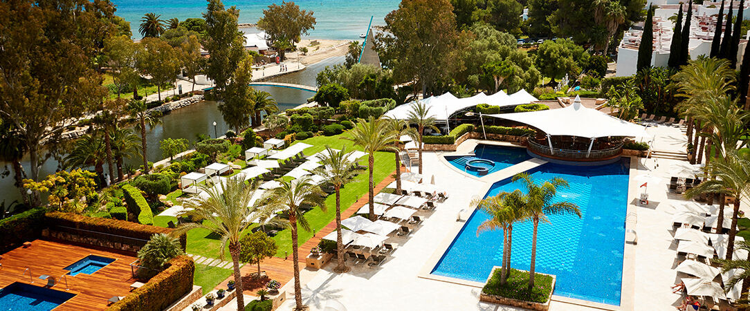 Insotel Fenicia Prestige Suites & Spa ★★★★★ - A magnificent hotel in Ibiza’s most prestigious neighbourhood. - Ibiza, Spain