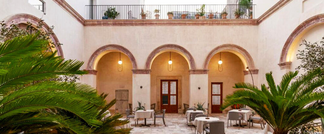Palazzo Tafuri ★★★★ - A luxury boutique hotel with a breathtaking rooftop. - Puglia, Italy
