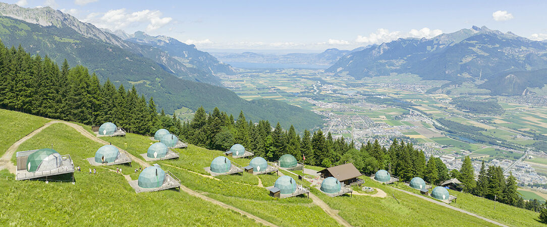 Whitepod Eco-Luxury Hotel - Expérience hôtelière unique au cœur des montagnes suisses. - Canton du Valais, Suisse