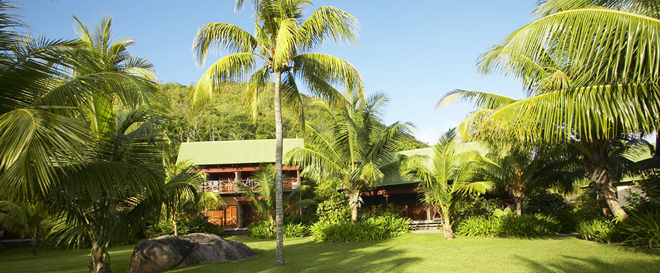 Paradise Sun ★★★★ - Seychelles serenity: where nature sings and oceans sparkle. - Praslin, Seychelles