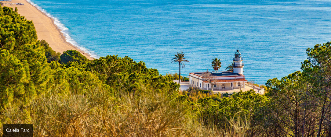 Kaktus Hôtel Volga ★★★★ - Escapade en hôtel 4 étoiles sur la côte catalane, demi-pension aux saveurs ibériques incluse. - Province de Barcelone, Espagne