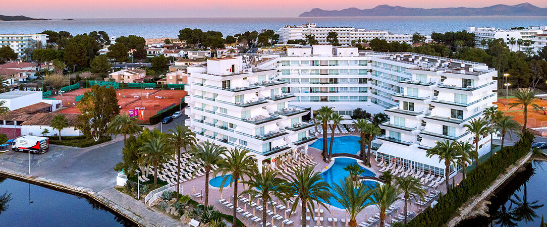 Viva Eden Lago ★★★★ - Immerse yourself in lakeside luxury in Mallorca. - Port d'Alcudia, Spain