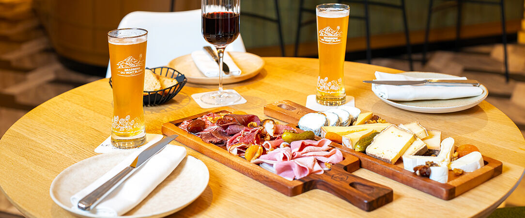 Le Splendid Hôtel Lac d'Annecy - Handwritten Collection ★★★★ - Dernière minute -  - Annecy, France