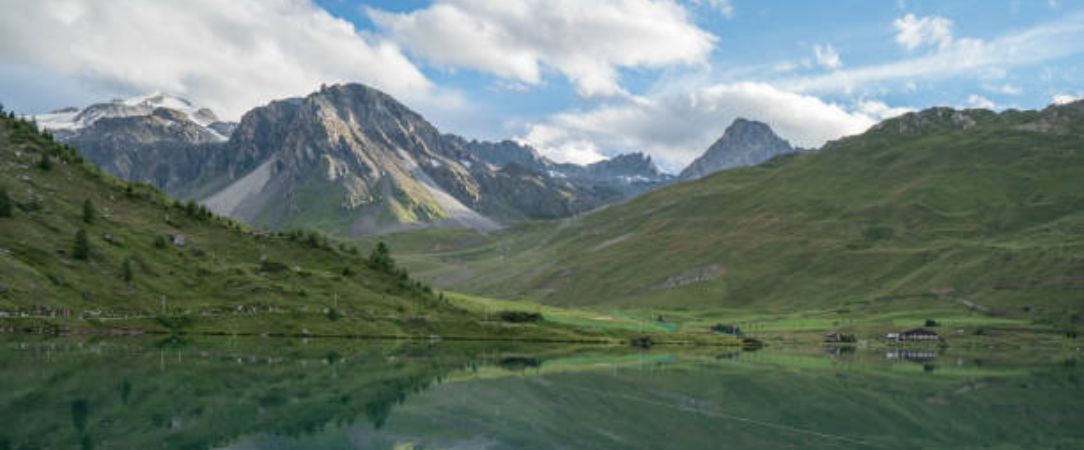 Hôtel Tetras Lodge by Les Etincelles ★★★★ - Une adresse design parfaite à Tignes pour vos vacances d’hiver. Disponibilités également pour l'été 2024. - Tignes les Brévières, France