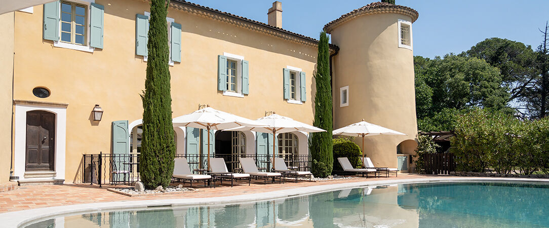 Château Les Crostes - A French Provençal chateau between land and sea. - Var, France