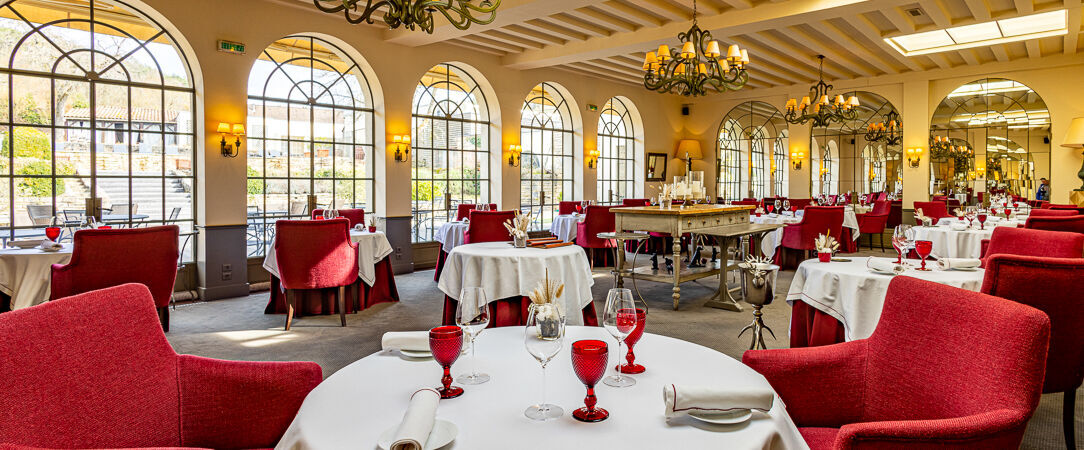 Château de Courban & Spa Nuxe ★★★★ - Wine, food and wonderful happiness in beautiful Burgundy. - Burgundy, France