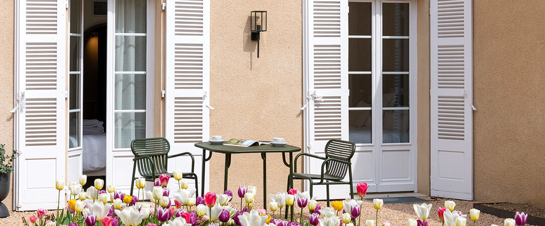 Hôtel le Prieuré - Immerse yourself in history and relaxation in the heart of Bourgogne-Franche-Comté. - Bourgogne, France