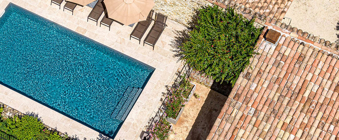 Le Château Les Oliviers de Salettes ★★★★ - A cocoon of luxury at the gates of Provence. - Drôme France