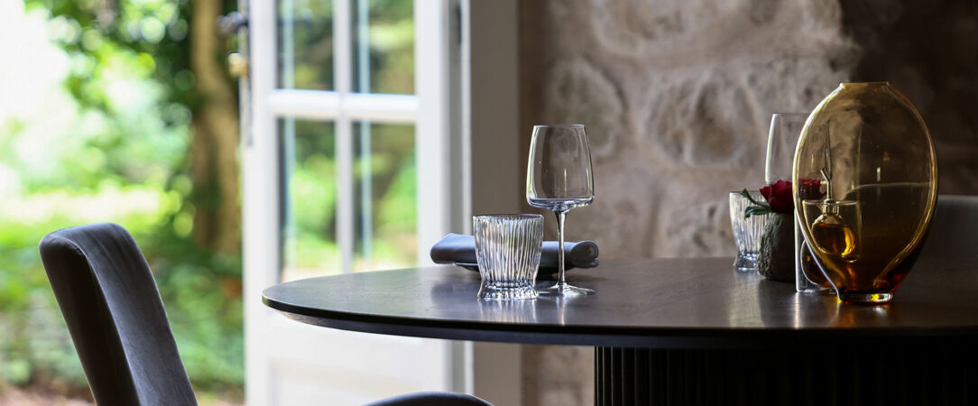 Le Château Les Oliviers de Salettes ★★★★ - A cocoon of luxury at the gates of Provence. - Drôme France