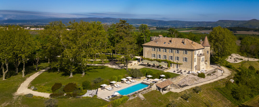 Le Château Les Oliviers de Salettes ★★★★ - Séjour de rêve dans un Château splendide en Drôme provençale. - Drôme, France