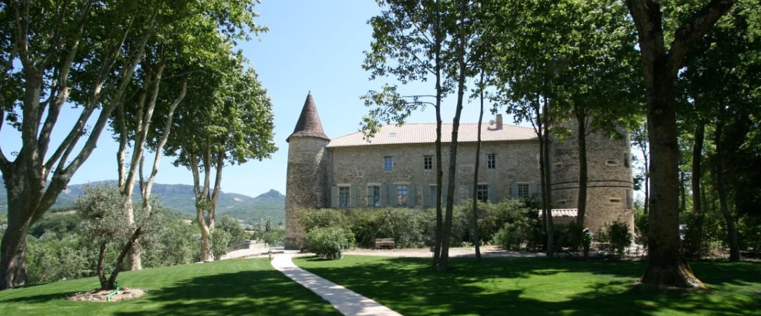 Le Château Les Oliviers de Salettes ★★★★ - La semaine des Chefs étoilés : les Chef Kevin Vaubourg Lucille Routin vous invitent ! - Drôme, France