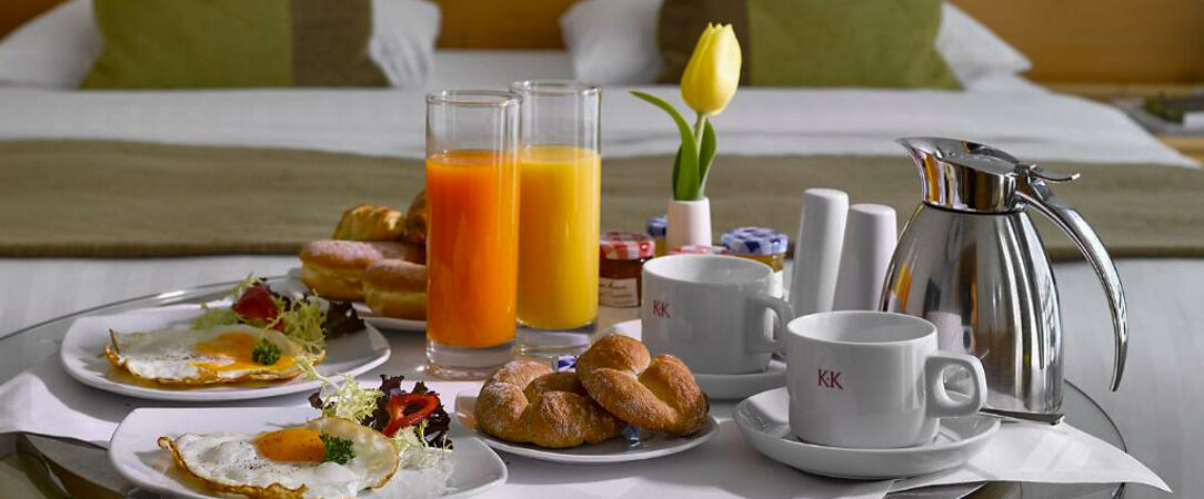 K+K Hotel Fenix ★★★★ - Élégance contemporaine au cœur de Prague, avec déjeuner inclus. - Prague, République tchèque