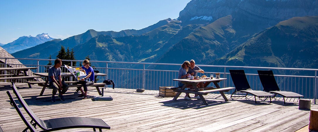 Hôtel Plein Ciel - A charming mountain refuge with breathtaking views. - Champéry, Switzerland