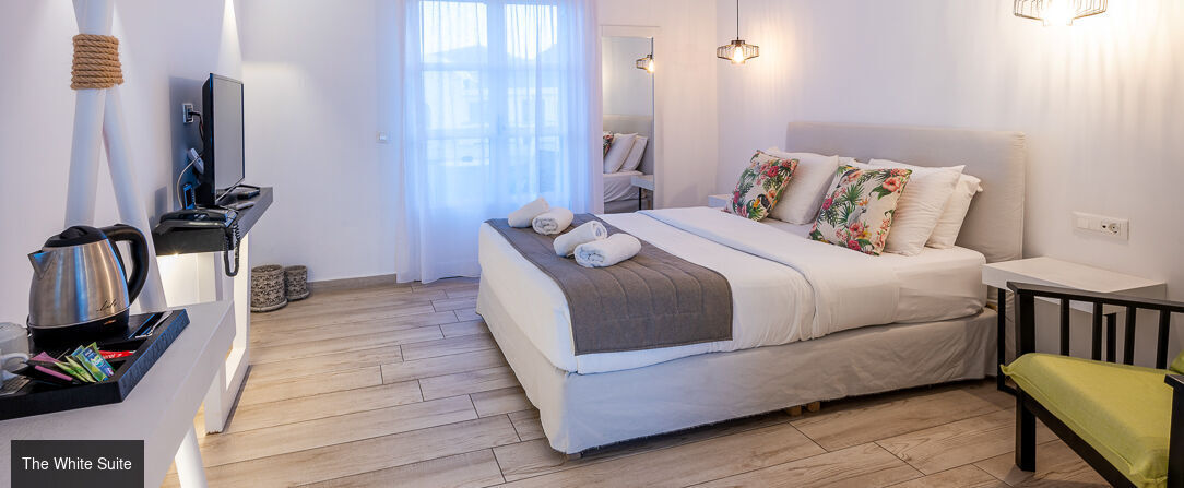 Smy Mediterranean White Santorini ★★★★ - Luxe et raffinement dans un cadre de rêve sur un joyau des Cyclades. - Santorini, Greece